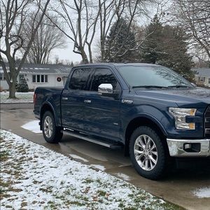 Meet your Posher, Zachary